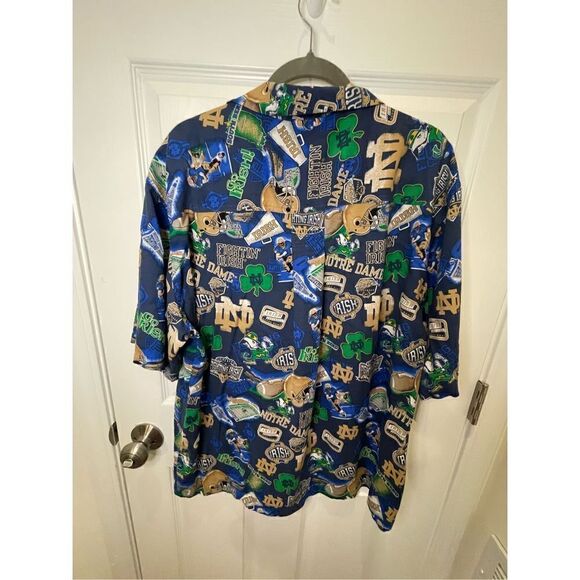 Men’s Notre Dame short sleeve button up and hat Large - Picture 2 of 9